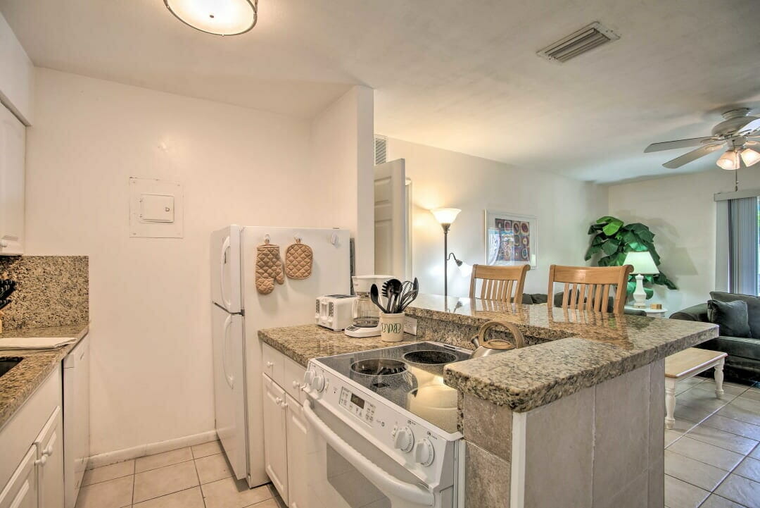 Pompano Beach Florida 2 Bedroom Condo Diamond Compass Travel Inc 2