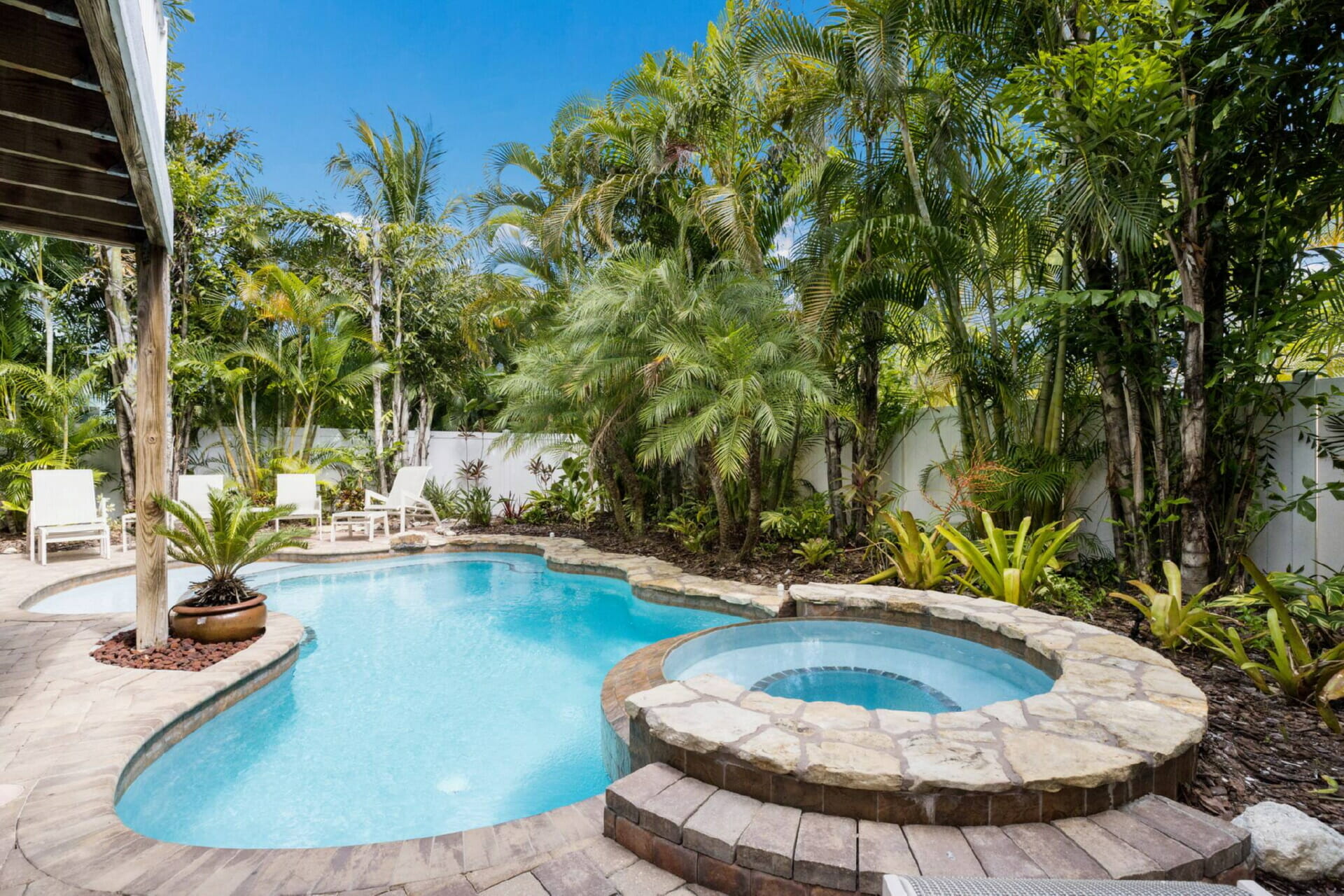 Bradenton Beach Florida 6 Bedroom Villa Diamond Compass Travel Inc 29