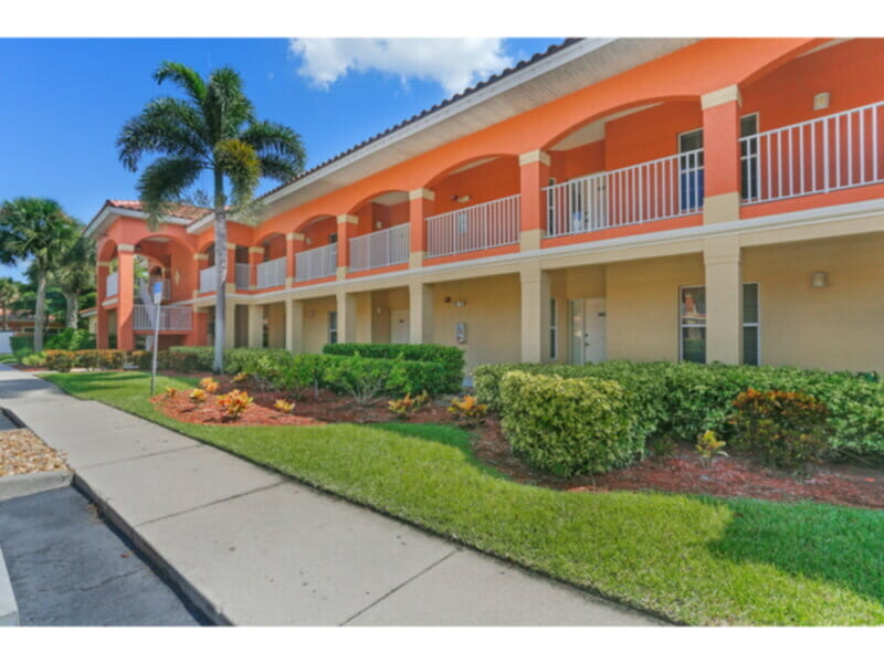 Fort Myers Florida 2 Bedroom Condo Diamond Compass Travel Inc 1