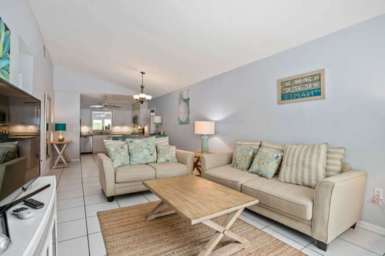 Naples Florida 2 Bedroom Diamond Compass Travel Inc 3