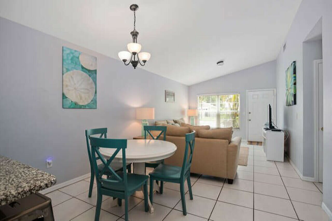 Naples Florida 2 Bedroom Diamond Compass Travel Inc 4