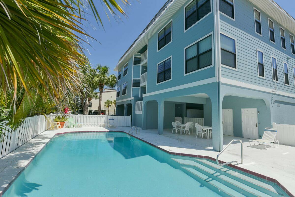 Anna Maria Florida 2 Bedroom Diamond Compass Travel Inc 18 1