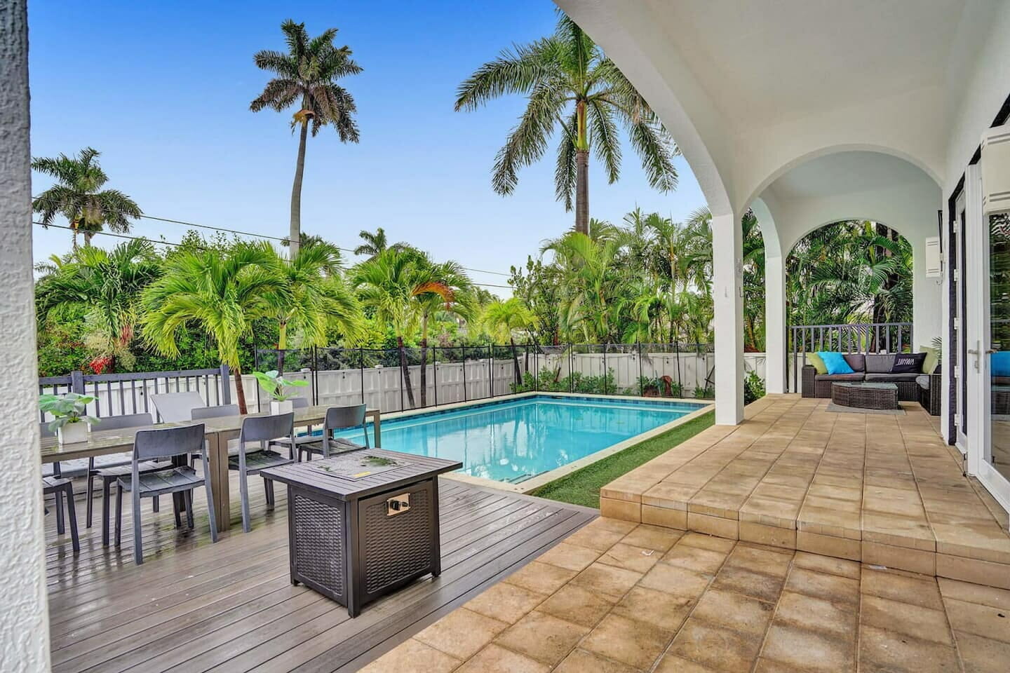 Miami Florida 7 Bedroom Villa Diamond Compass Travel Inc 12