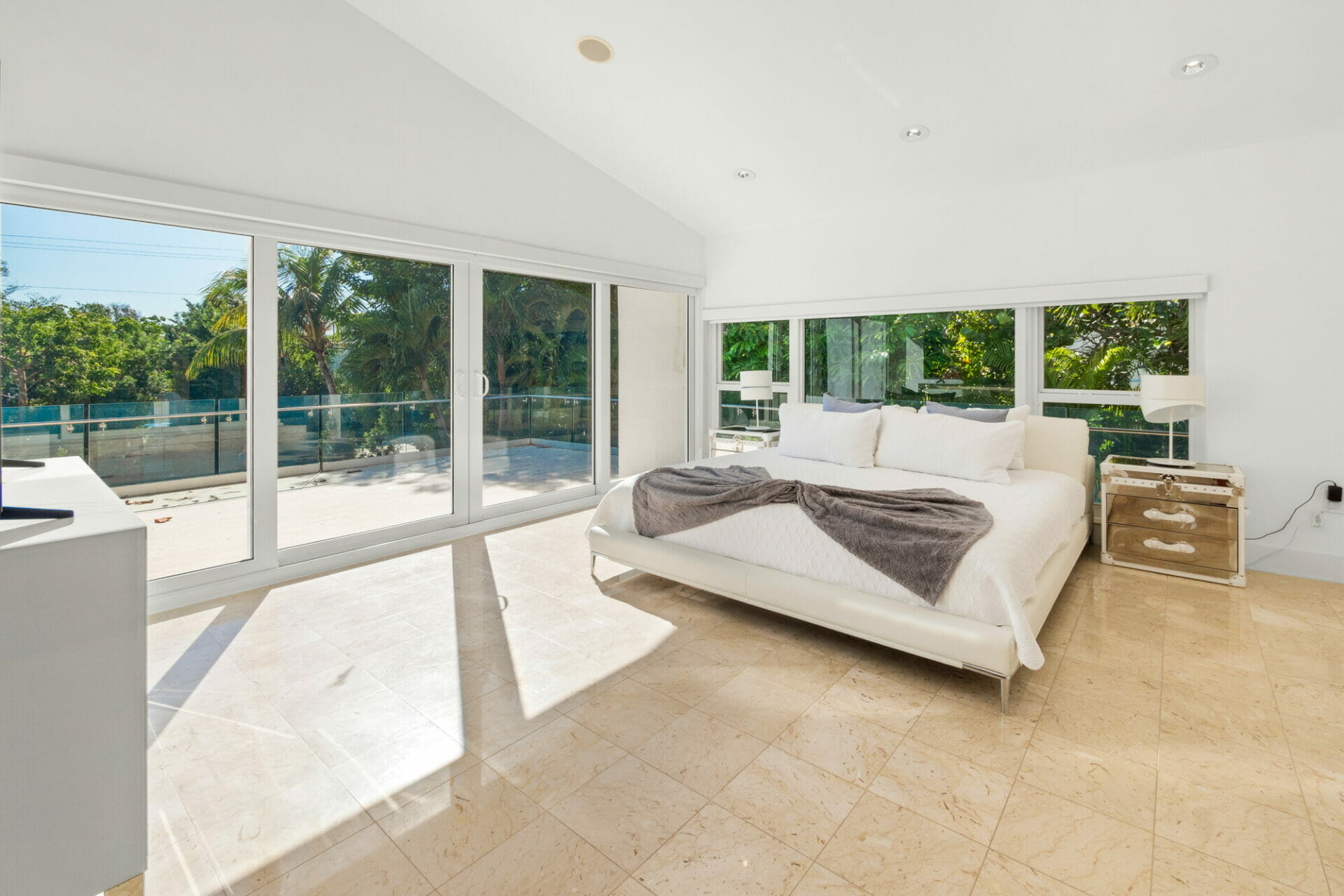 Miami Florida 8 Bedroom Villa Diamond Compass Travel Inc 43 2