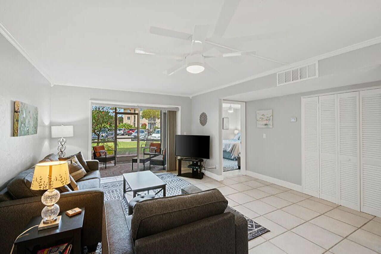 Naples Florida 2 Bedroom Diamond Compass Travel Inc 7