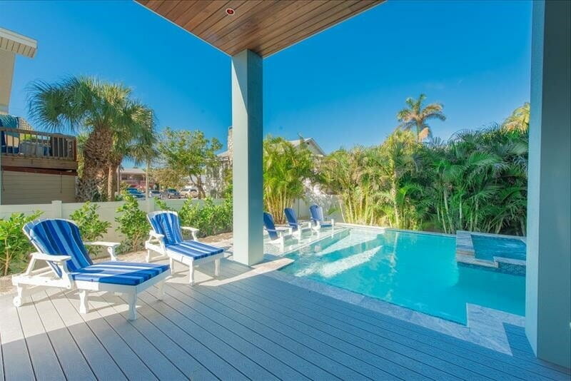 Bradenton Beach Florida 6 Bedroom Villa Diamond Compass Travel Inc 31